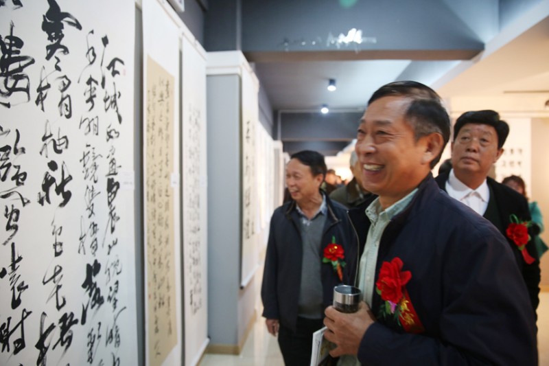 纪念红军长征胜利80周年军旅书画家作品展在郑州举办 纪念红军长征胜利80周年军旅书画家作品展在郑州举办