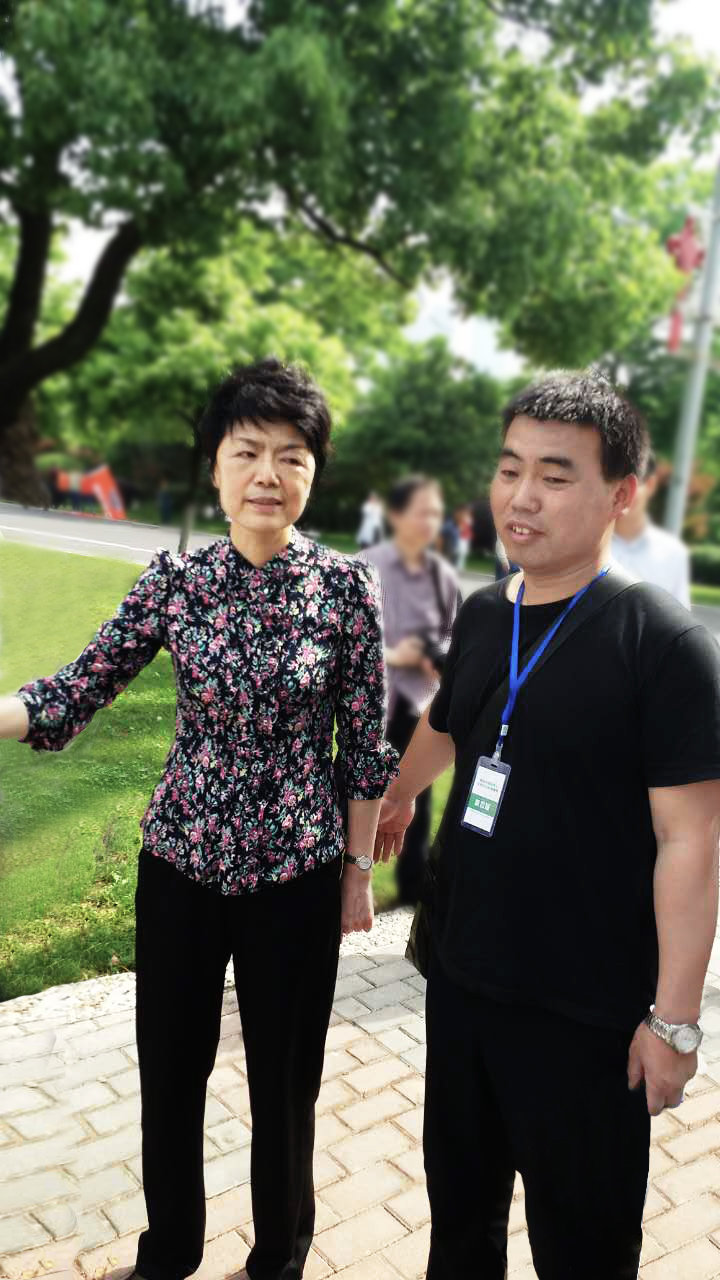 汤红星导演受邀参加首届全国肢残人轮椅马拉松健身赛 汤红星导演受邀参加首届全国肢残人轮椅马拉松健身赛
