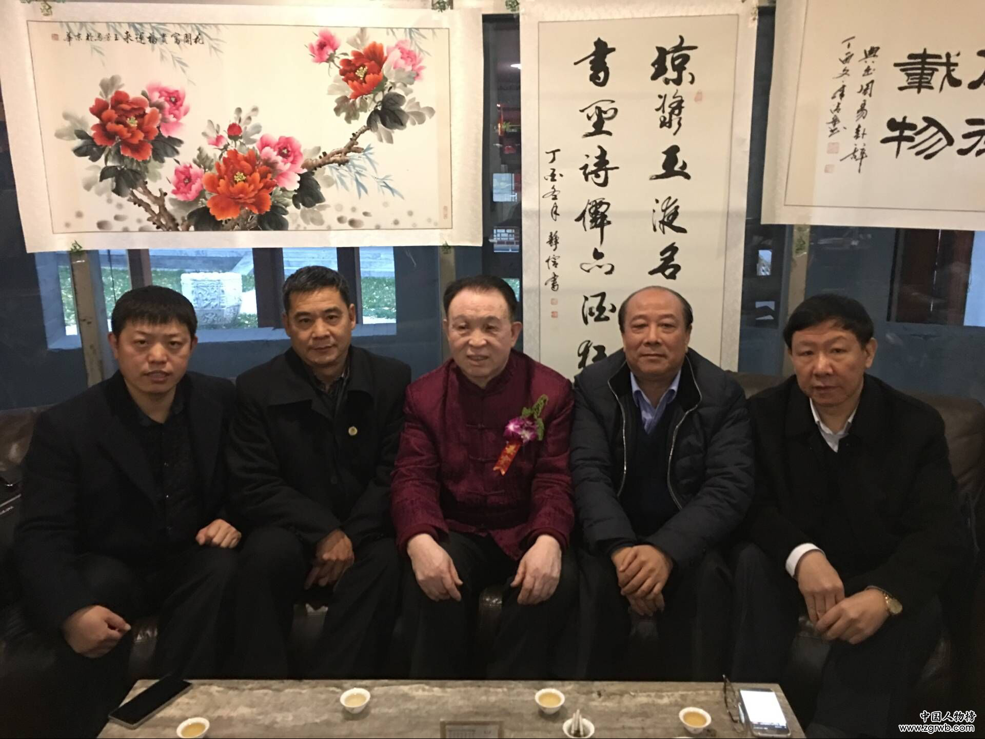 从戎不忘书风雅，春秋翰墨出华章 --记周春华书法艺术