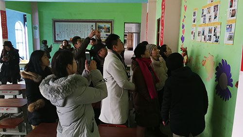 情暖中原 中国公益行走进希望文武学院