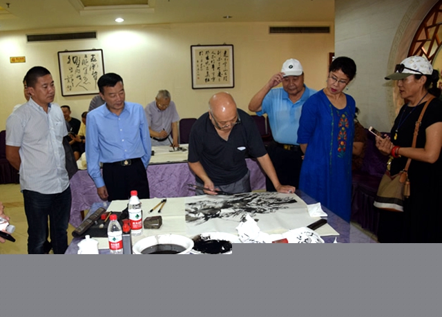 老警官书画院启航公安部活动中心 警事文化掀开新篇章