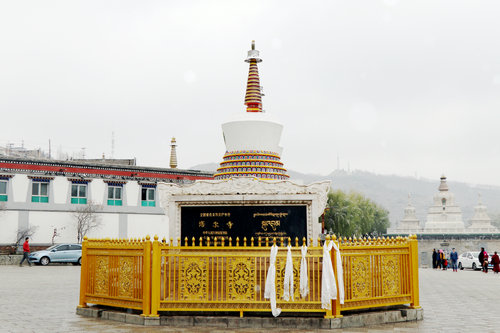 雪游塔尔寺：感受佛教圣地别样的魅力