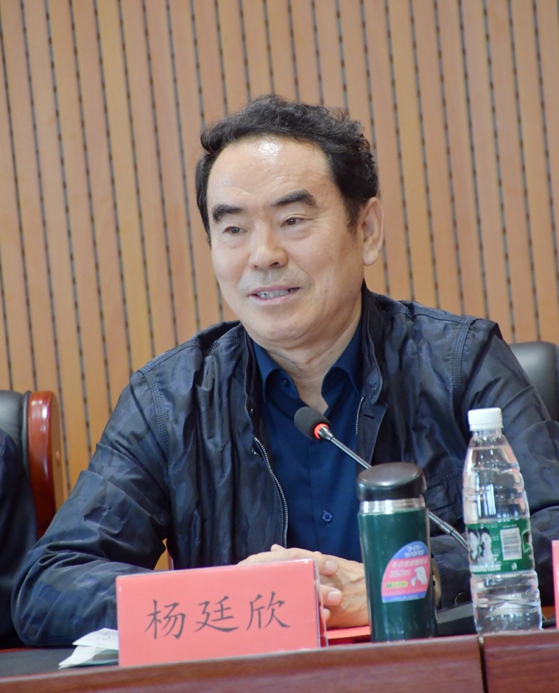 中国文艺名家“品读大美赣鄱 放歌万年石镇”采风系列活动举办 中国文艺名家“品读大美赣鄱 放歌万年石镇”采风系列活动举办
