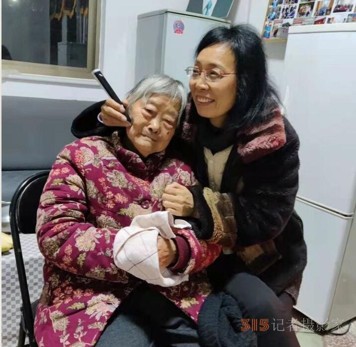 白衣天使——写给一位疗愈癌症的坐堂医 白衣天使——写给一位疗愈癌症的坐堂医