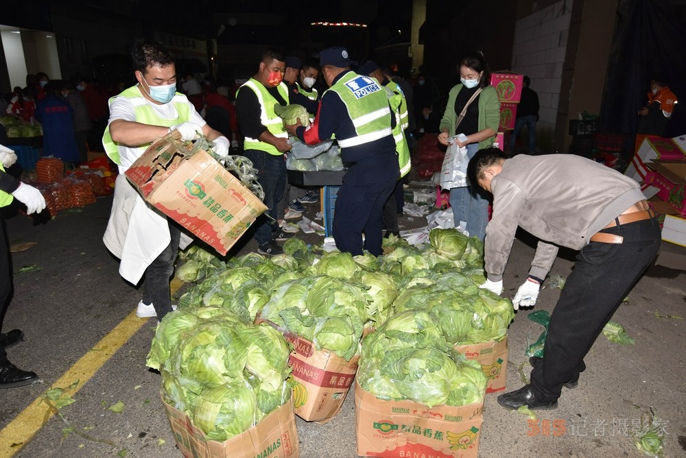 江西上饶5000份蔬菜包紧急驰援婺源