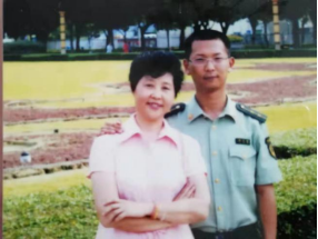 致敬《在延安文艺座谈会上的讲话》发表80周年诗34首 致敬《在延安文艺座谈会上的讲话》发表80周年诗34首