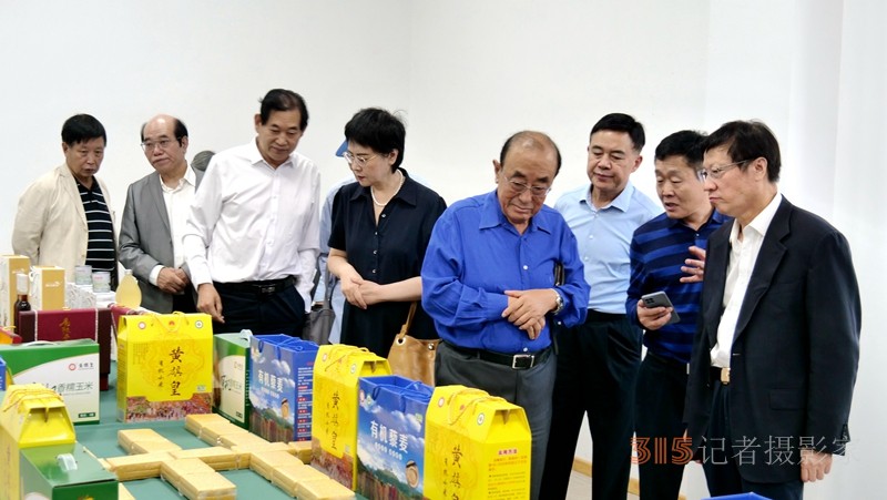 中国书画同源药食同源名家名优精品展在京举行 中国书画同源药食同源名家名优精品展在京举行