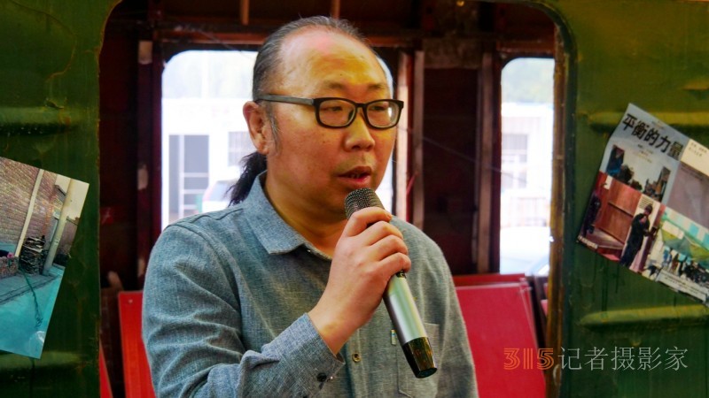蓝色老虎之声：诗人艺术家纪念于贞志朗诵会在京举办