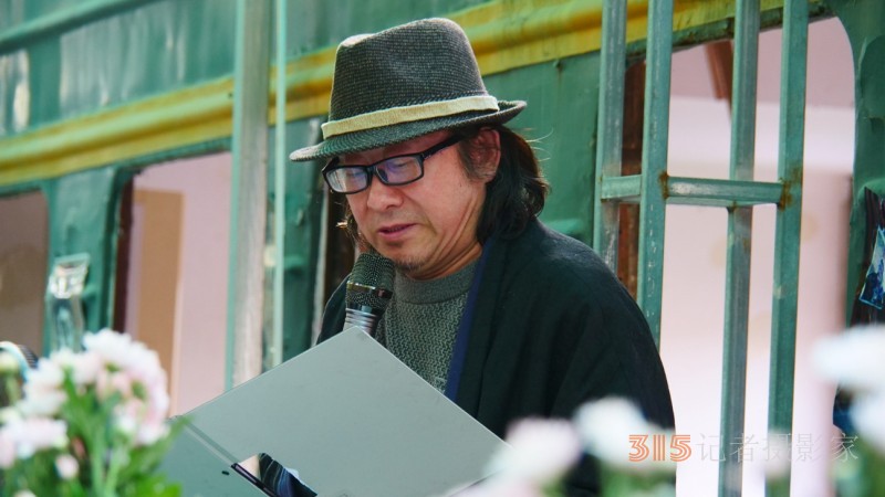 蓝色老虎之声：诗人艺术家纪念于贞志朗诵会在京举办