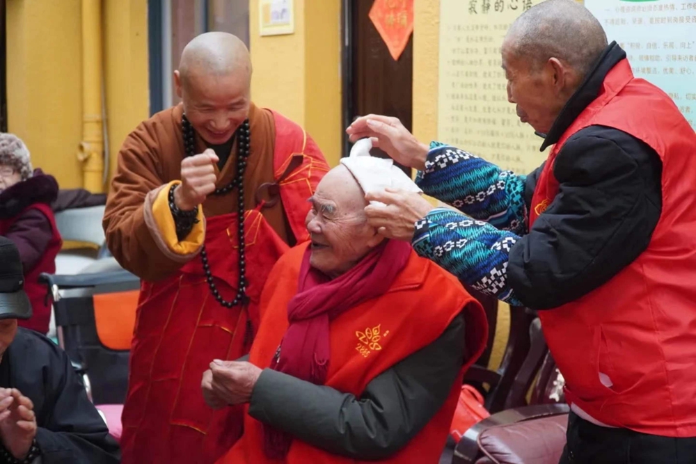 佛教文化封面人物当度法师:以安养丈量我的信仰之路 佛教文化封面人物当度法师:以安养丈量我的信仰之路