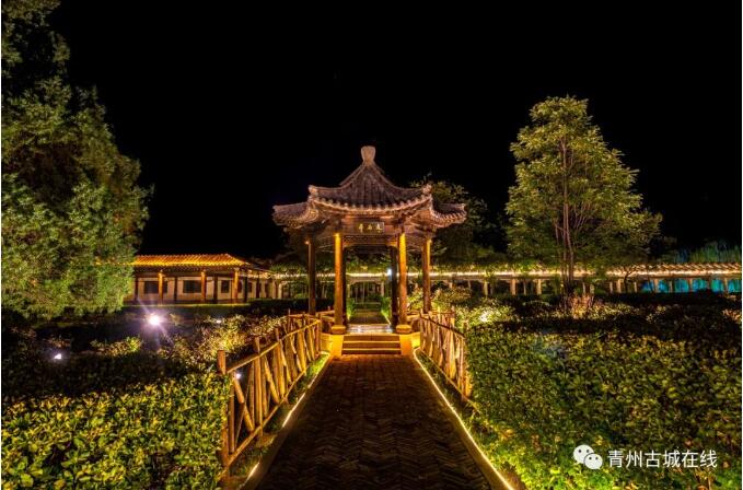 走进这座明清时期的偶园,去拥抱夜幕下的温柔 走进这座明清时期的偶园,去拥抱夜幕下的温柔