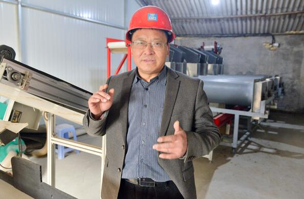 河南中牟王学堂:专利“沉睡”“业余发明家”期望专利改变生活 河南中牟王学堂:专利“沉睡”“业余发明家”期望专利改变生活