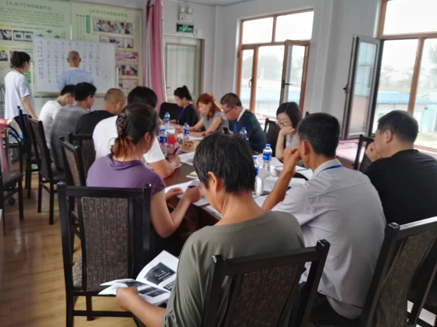 易象脐针疗法传承人——王培根 易象脐针疗法传承人——王培根