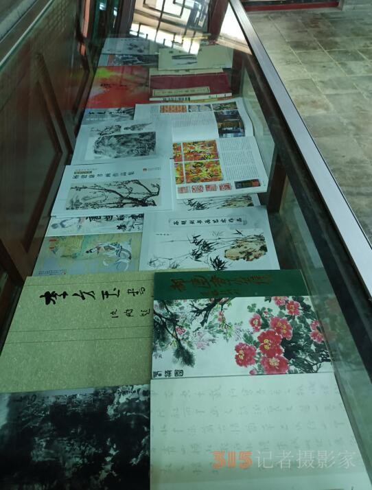 香港卫视总台国际书画研究院携手多家机构举办“墨润济南”艺术作品展