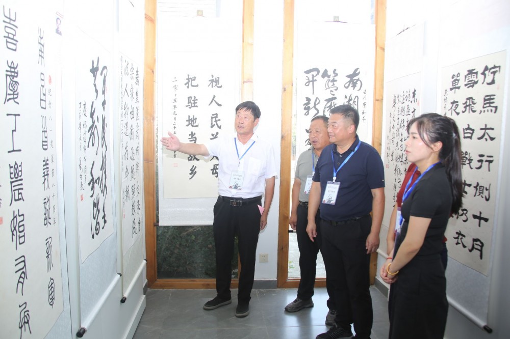翰墨銘史 警钟長鸣——纪念抗战胜利80周年将军书画展在唐陵村隆重开幕